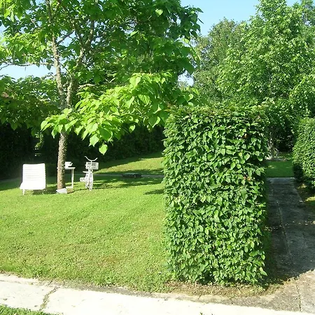 Bed & Breakfast Domaine De La Freynelle Espiet